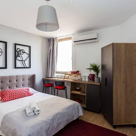 텔아비브 Perfectly Located Studio, Seaview, 2 Min To Sea! #6 아파트 외부 사진